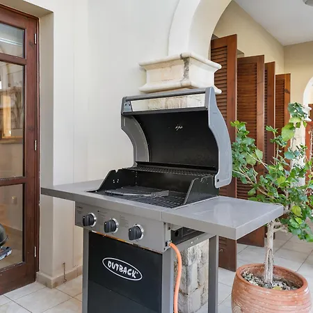 2 Bedroom Kalypso With Private Garden, Aphrodite Hills * Куклия