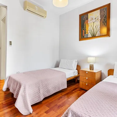 Апартаменты 2 Bedroom Kalypso With Private Garden, Aphrodite Hills