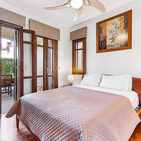 Appartement 2 Bedroom Kalypso With Private Garden, Aphrodite Hills Kouklia