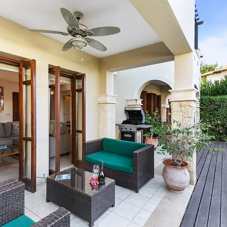 2 Bedroom Kalypso With Private Garden, Aphrodite Hills * Kouklia