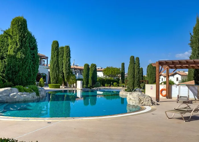 Apartment 2 Bedroom Kalypso With Private Garden, Aphrodite Hills Kouklia