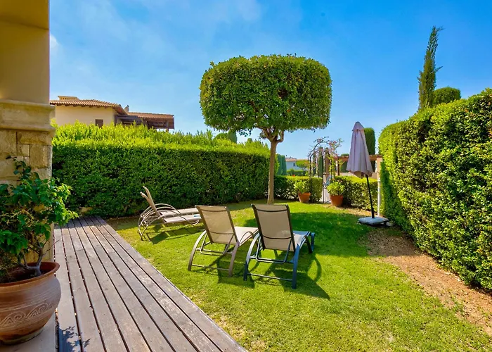 2 Bedroom Kalypso With Private Garden, Aphrodite Hills * Kouklia