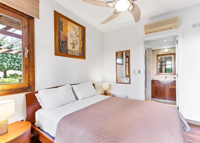 Apartment 2 Bedroom Kalypso With Private Garden, Aphrodite Hills