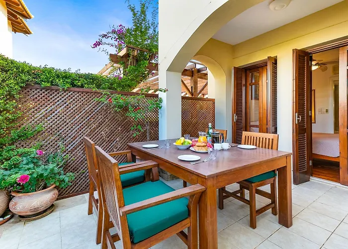 2 Bedroom Kalypso With Private Garden, Aphrodite Hills Apartment