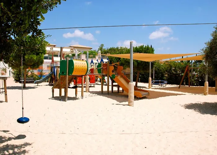 Apartment 2 Bedroom Kalypso With Private Garden, Aphrodite Hills *